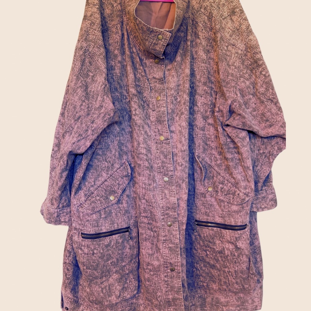 Vintage Brown Lightweight Denim Button-Up Coat with zipper pockets and sleeves